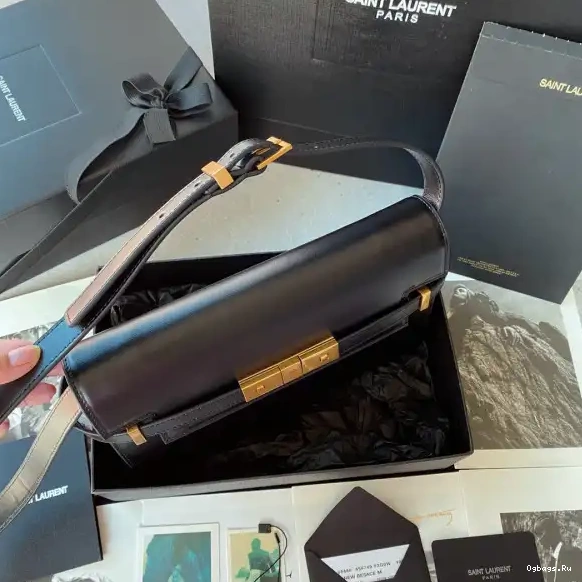 SMALL MANHATTAN SHOULDER YSL BAG 0607